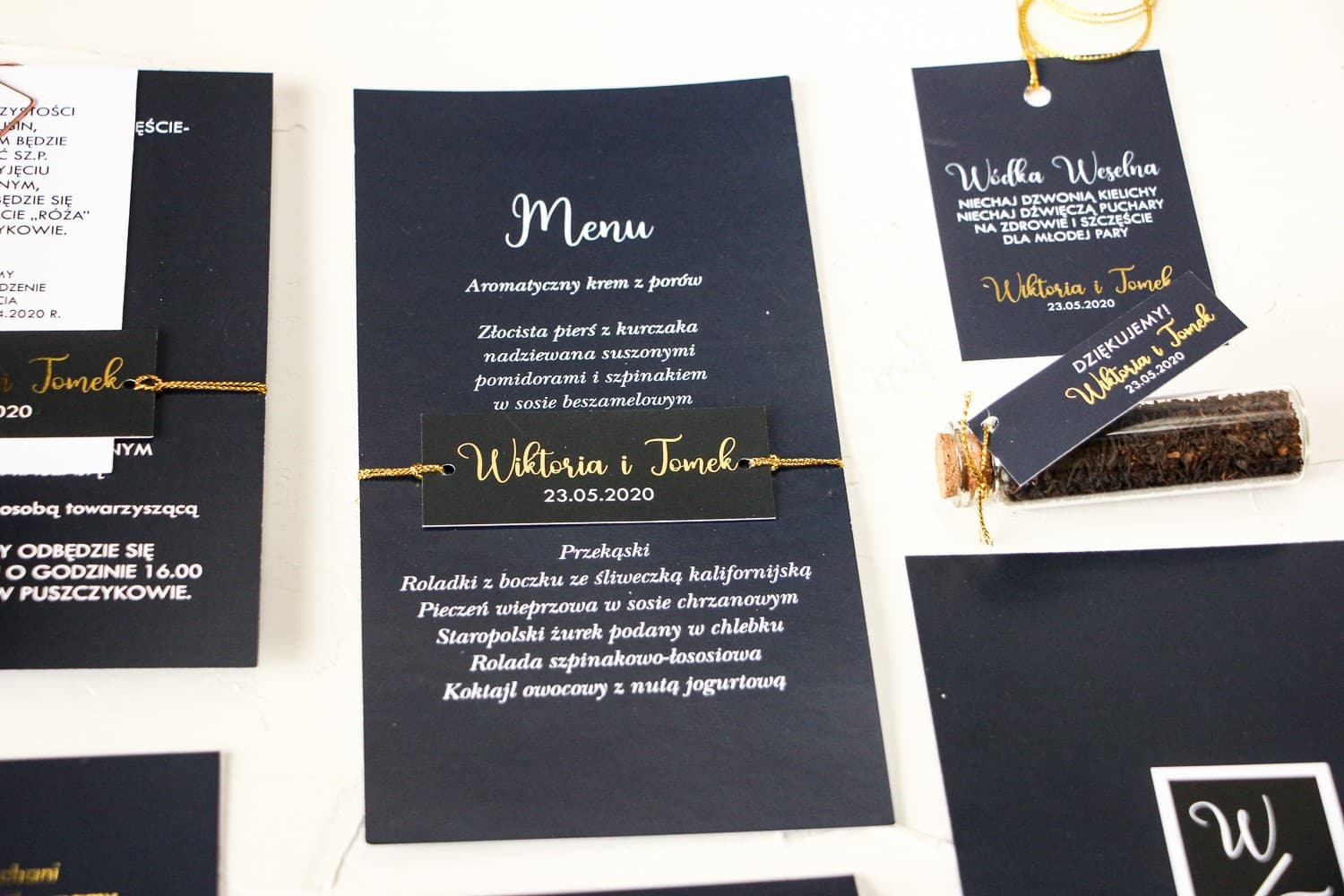 Eleganckie Menu Weselne Granatowe Złocone | Karty Menu na Stół Glamour | Emerald Nr 1