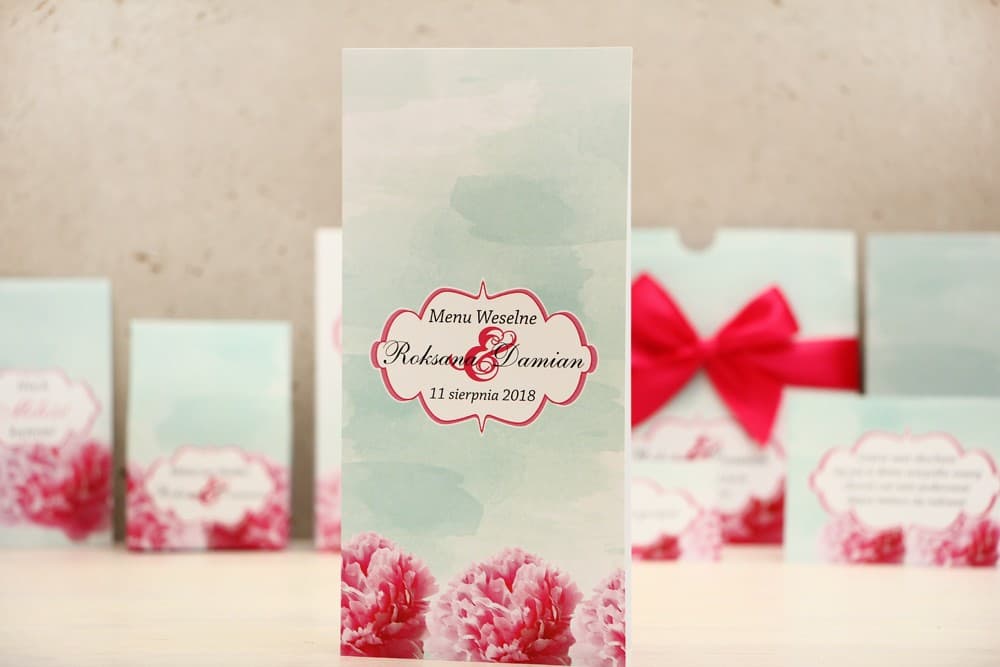Eleganckie Menu Weselne Stojące z Amarantowymi Kwiatami na Miętowym Tle | Personalizowana Karta Dań na Stół | Felicja nr 15