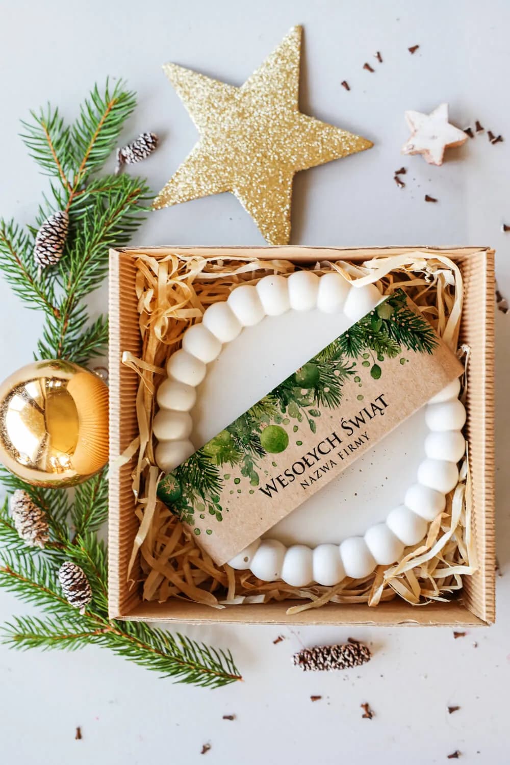 Box prezentowy z podstawką na biżuterię, akwarelowa grafika w zielone gałązki | Prezent świąteczny dla firm z logo | Box nr 24