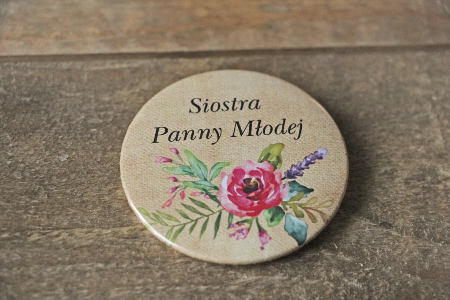 Rustykalne Przypinki Weselne z Kwiatami Boho, Personalizowane | Przypinki dla Gości Weselnych | Karmelowe nr 1