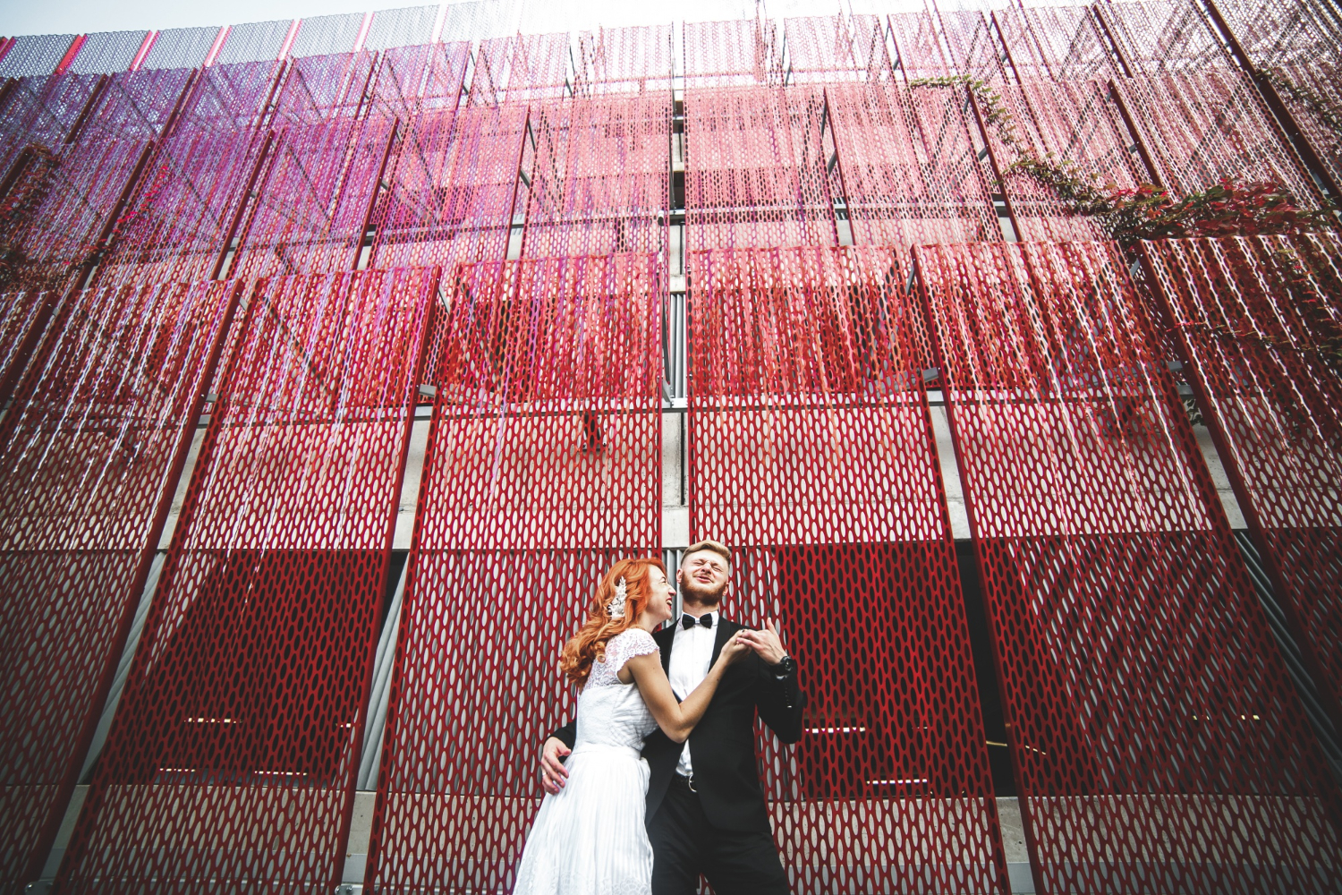 Industrialne wesele – pomysły na nowoczesny loftowy klimat dekoracji